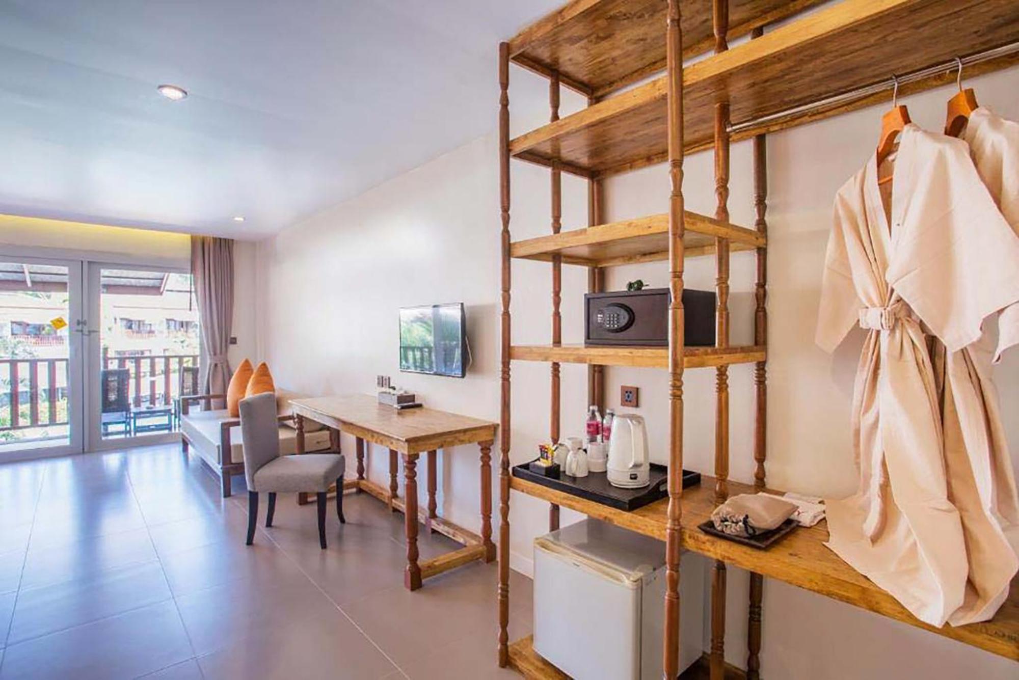 Arinara Beach Resort Phuket - Sha Extra Plus Bang Tao Plajı Oda fotoğraf